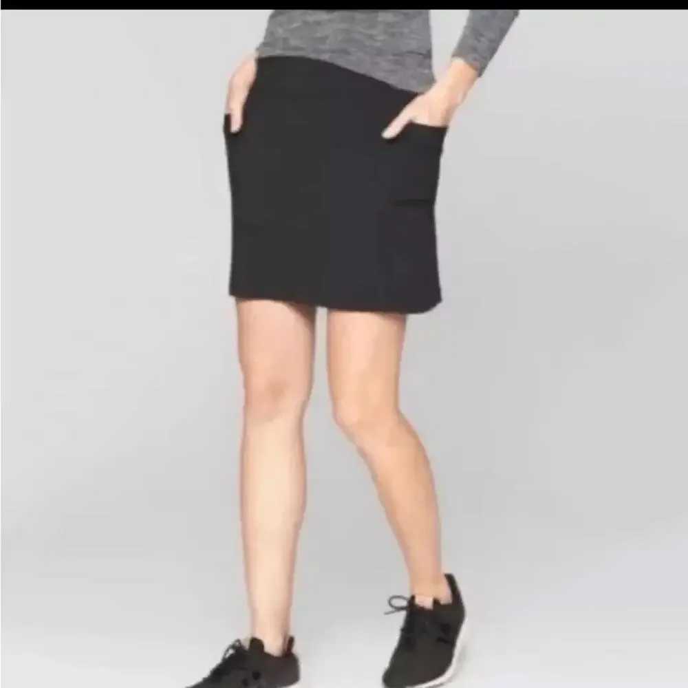Athleta  Women's Excursion Skort Skirt Black pockets 153396